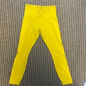 Mustard small Lorna Jane